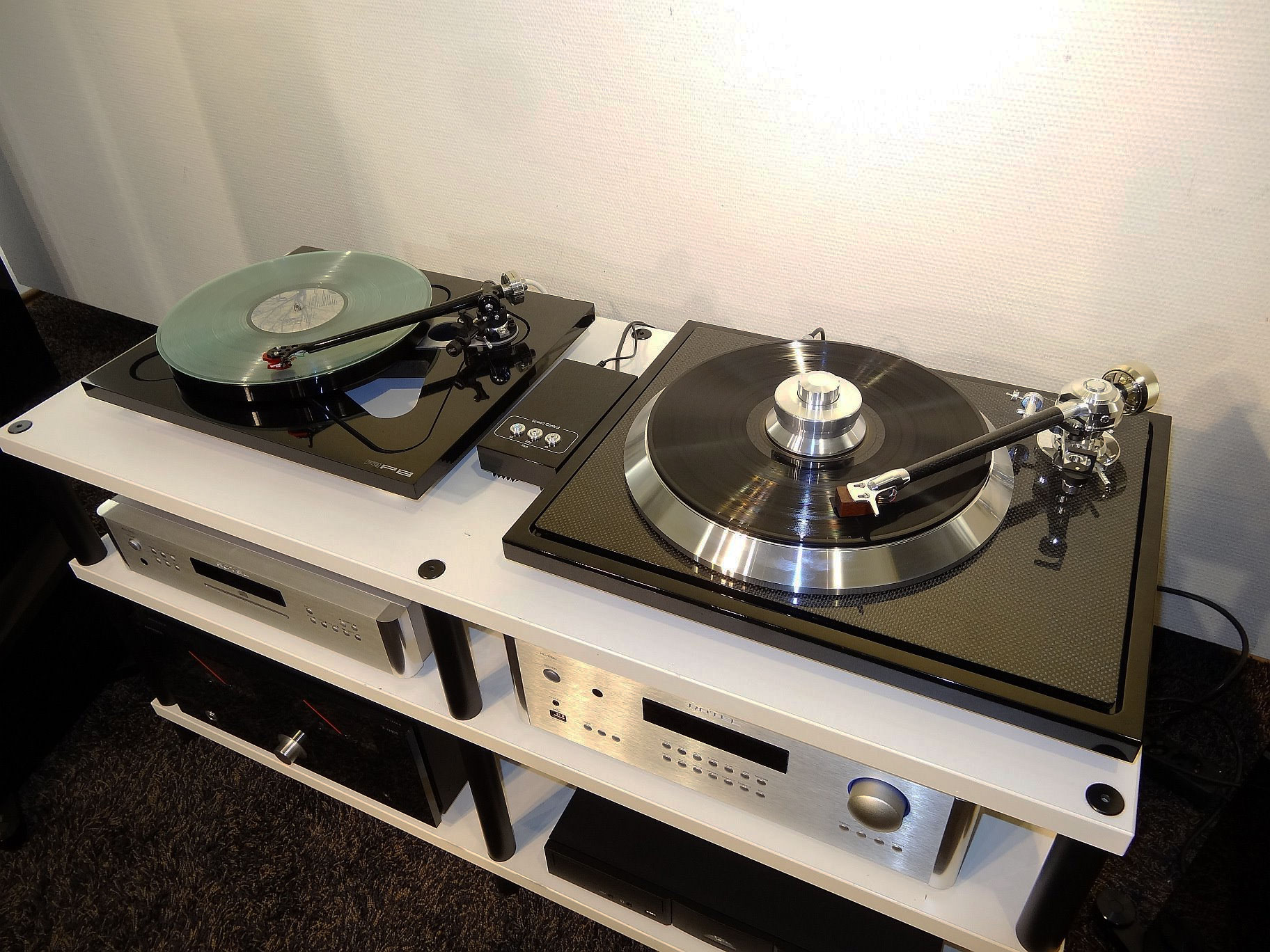 Professional turntable